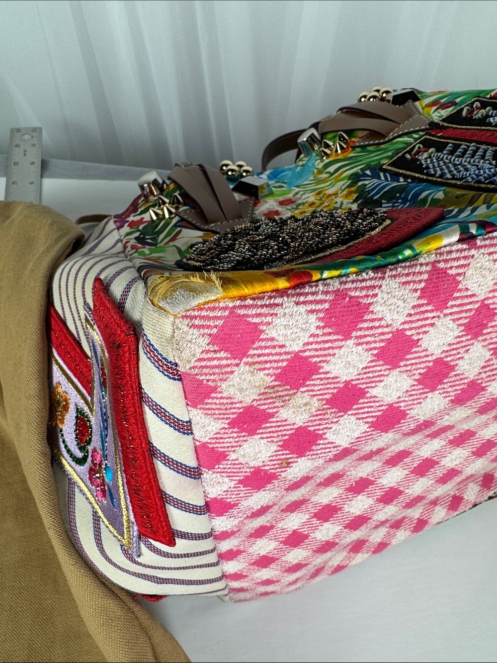 Christian Louboutin Caracaba Large Mix-Print Tote Motif Embroidered Multicolor - Picture 14 of 16